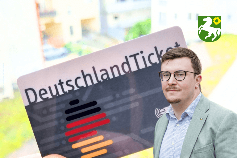 Stadt setzt sich weiterhin für vergünstigtes Deutschlandticket für Schüler*innen ein – Ein wichtiger Schritt, den wir sehr begrüßen